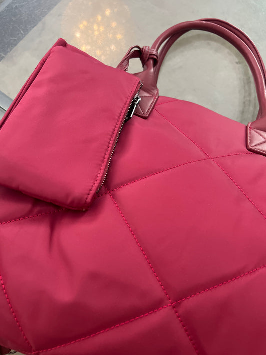 Nueva Vida - Borsa Moncler