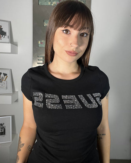 Guess - T-Shirt - V4BI16KCIV1