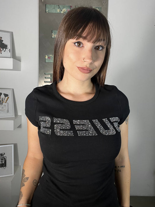 Guess - T-Shirt - V4BI16KCIV1