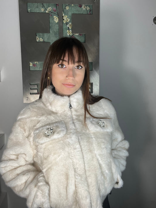 Nueva Vida - Pelliccia Corta Clara