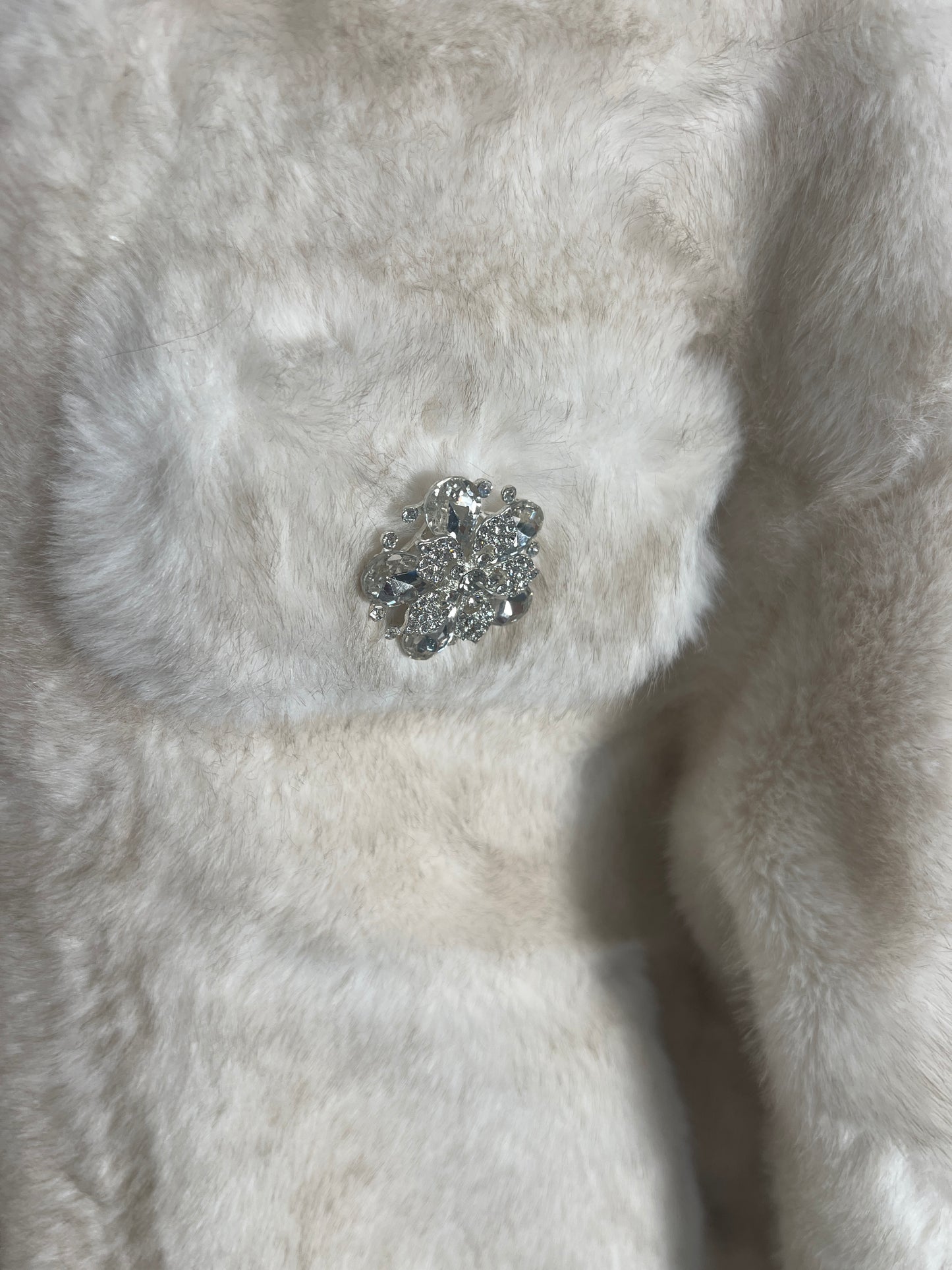 Nueva Vida - Pelliccia Corta Clara