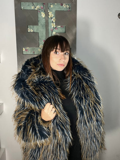 Nueva Vida - Pelliccia Blu Gialla Capp