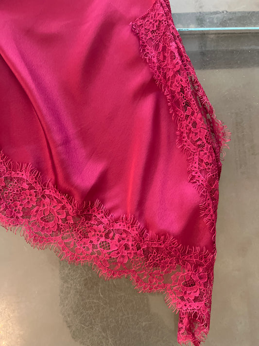 Nueva Vida - Top Pizzo Sara