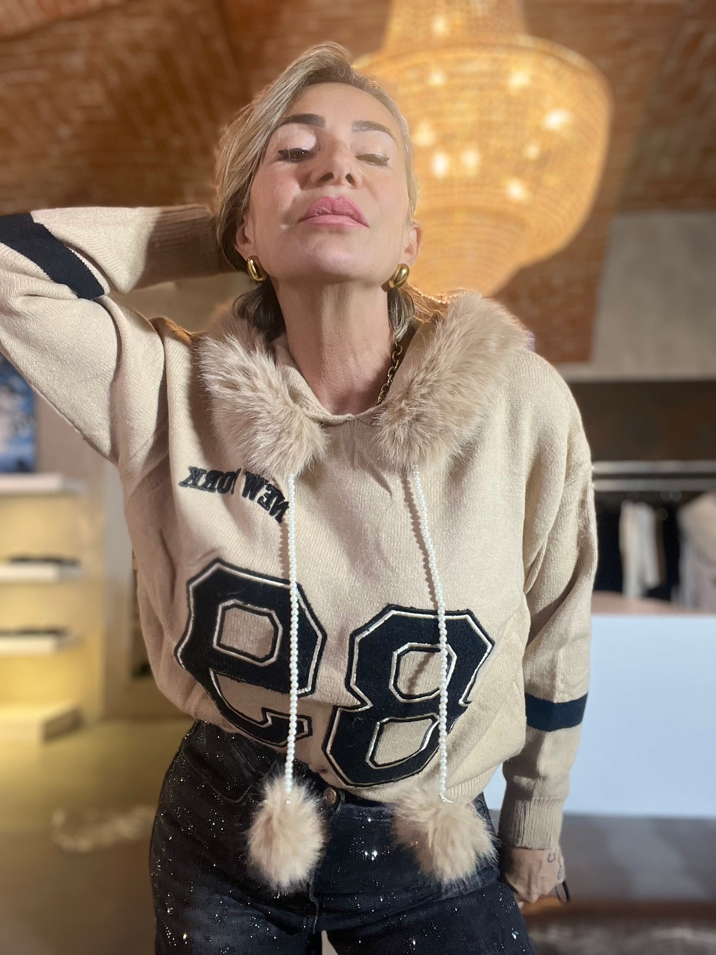 Nueva Vida - Felpa Lia