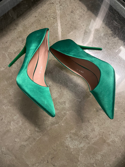 Nueva Vida - Decolette Greta