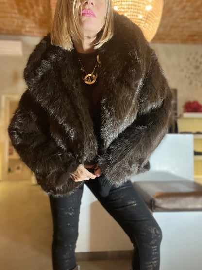 Nueva Vida - Pelliccia Robi