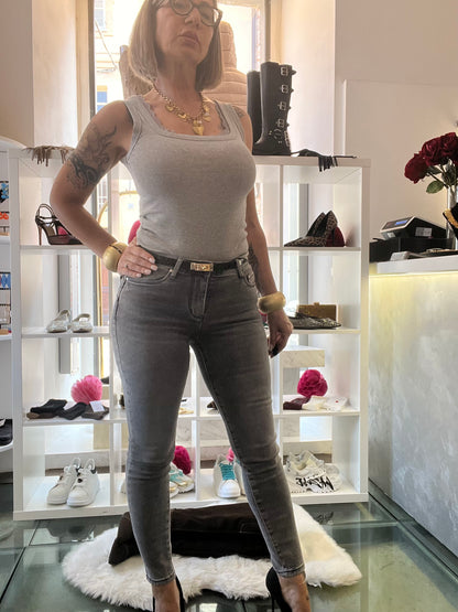 Nueva Vida - Jeans Genny