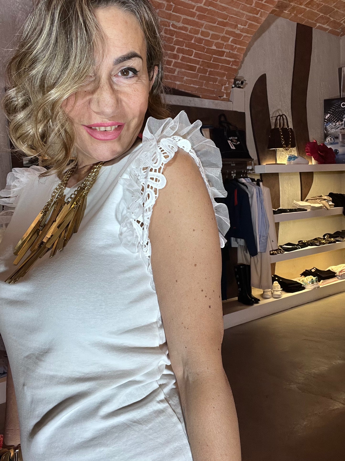 Nueva Vida - T-Shirt Marta