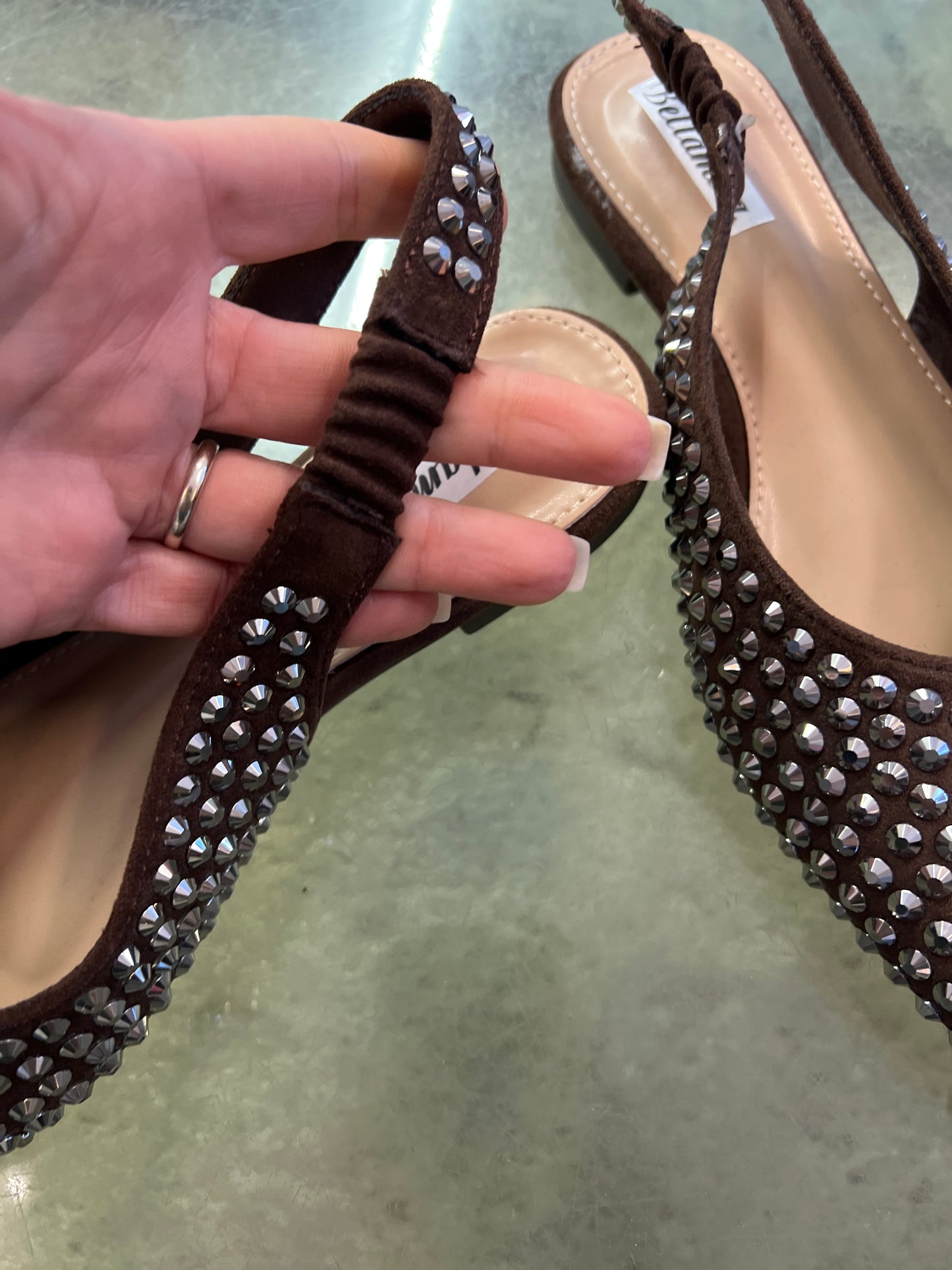 Nueva Vida - Ballerina Elena