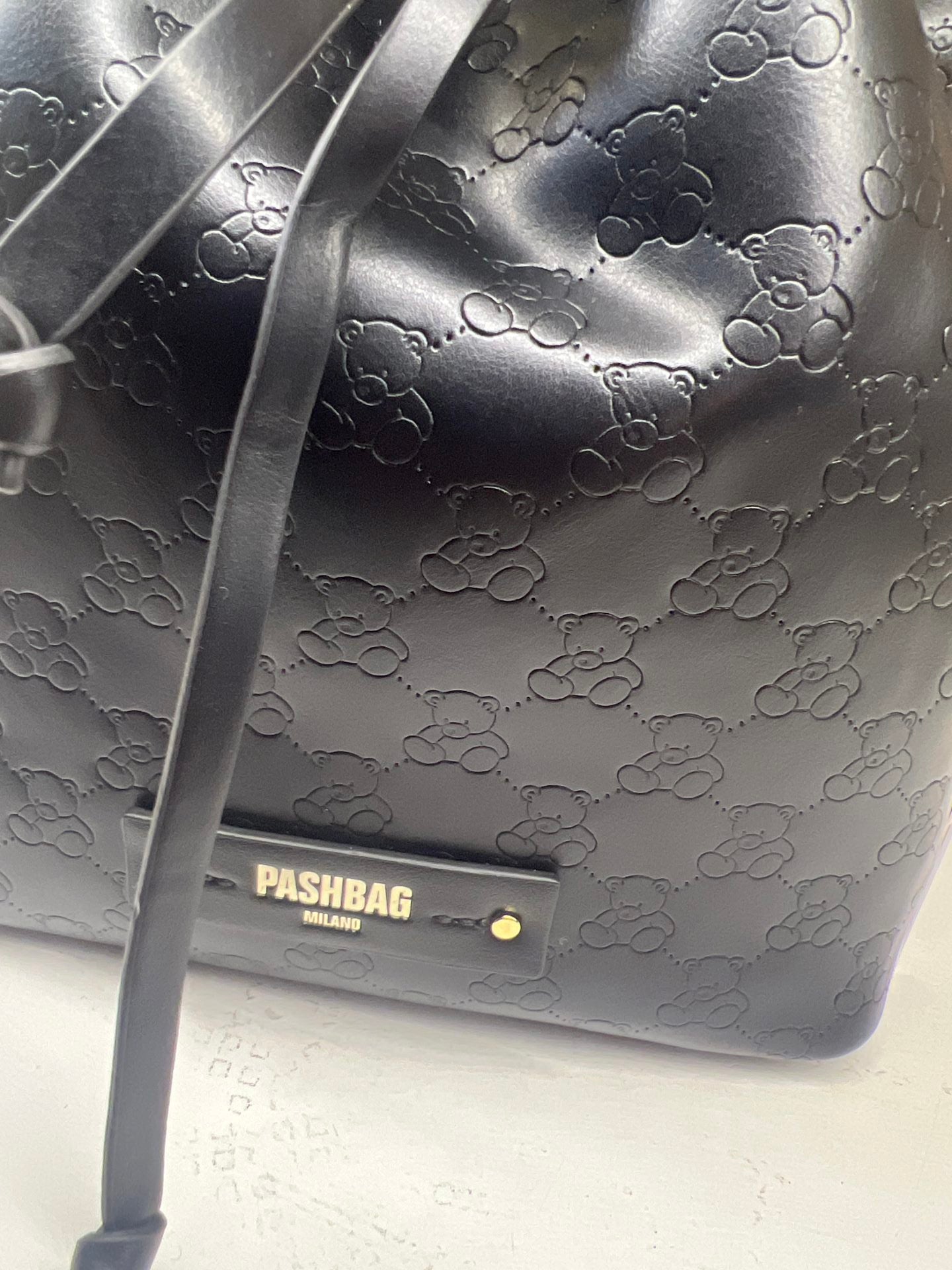 Pashbag - Bucket Mod.Colin