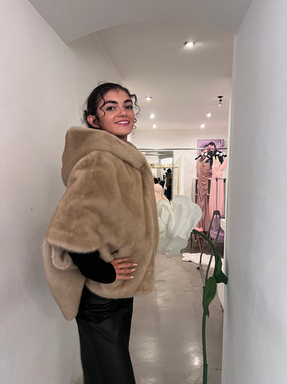 Nueva Vida - Mantella Eco Sabrina