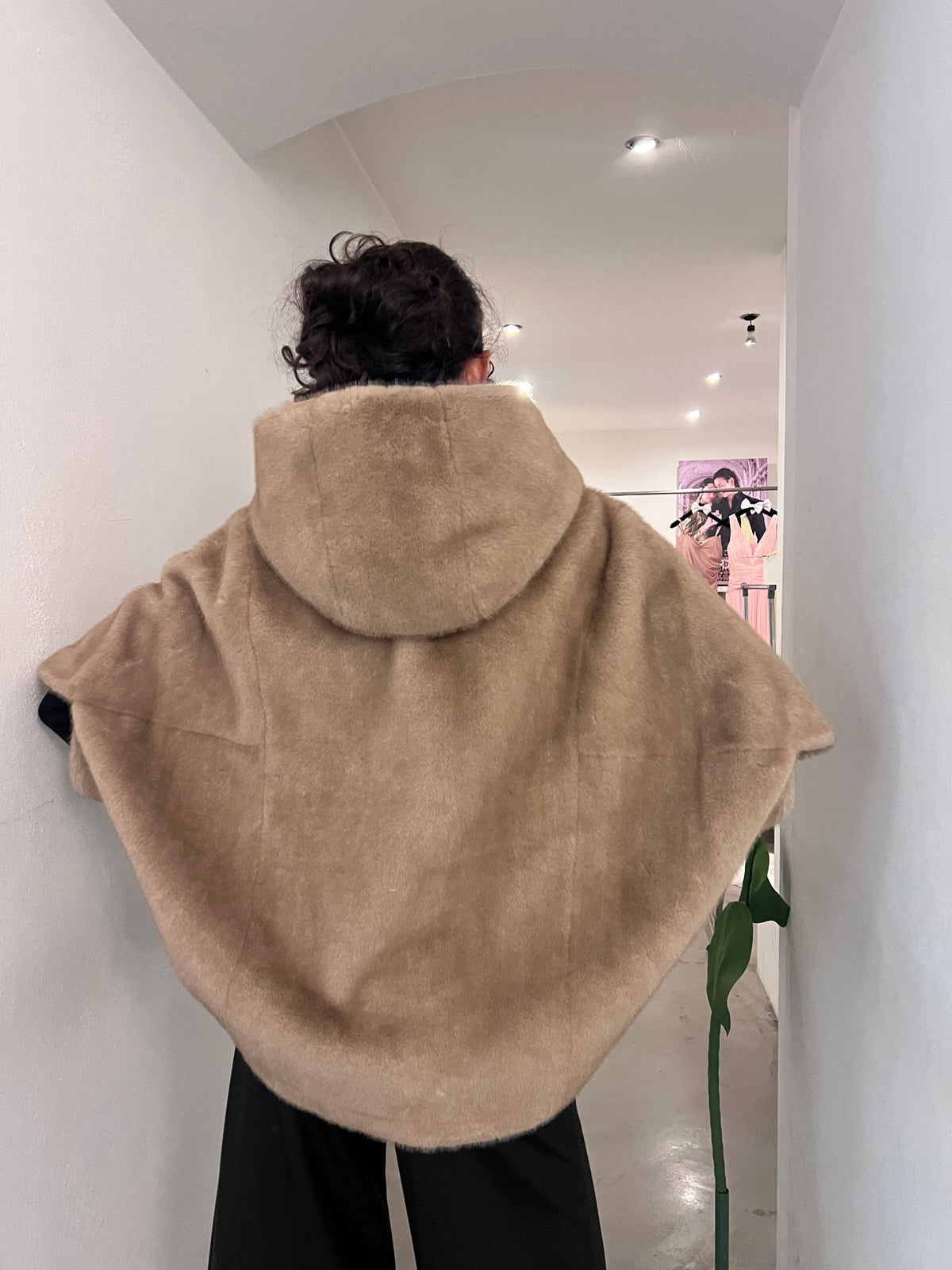 Nueva Vida - Mantella Eco Sabrina