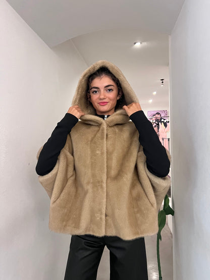 Nueva Vida - Mantella Eco Sabrina