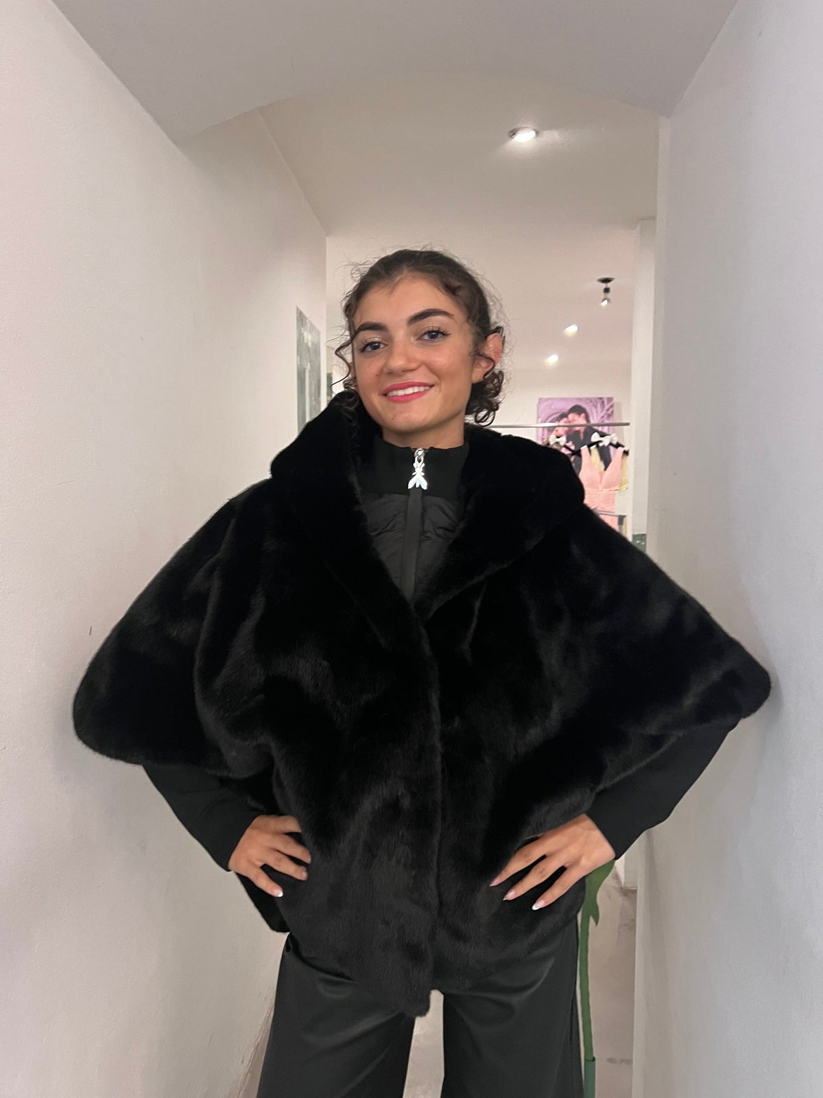 Nueva Vida - Mantella Eco Sabrina